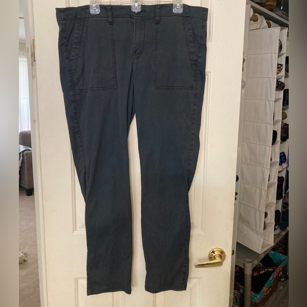 Cabi size 16 Quest Pant